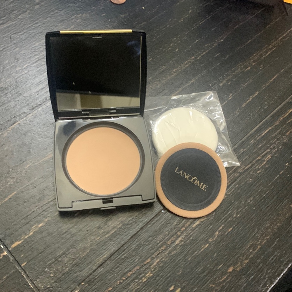 Lancôme Dual Finish powder  320 Amande III